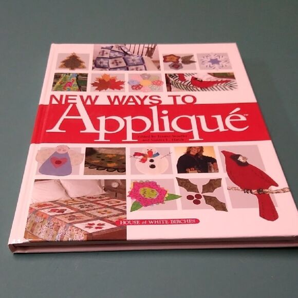 Appliqué Book - Red and White - Picture 1 of 7